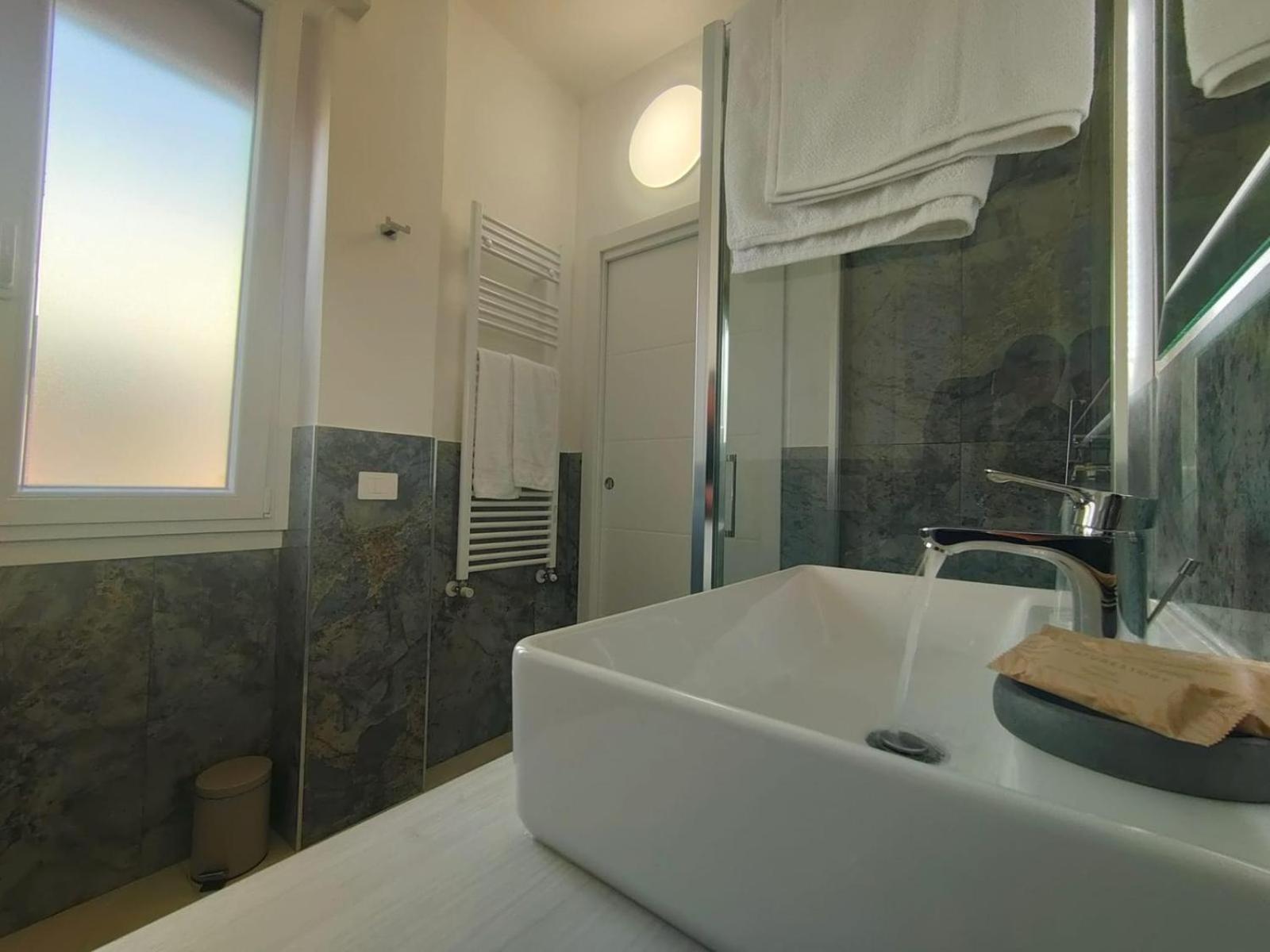 Urban Suite Milano Esterno foto